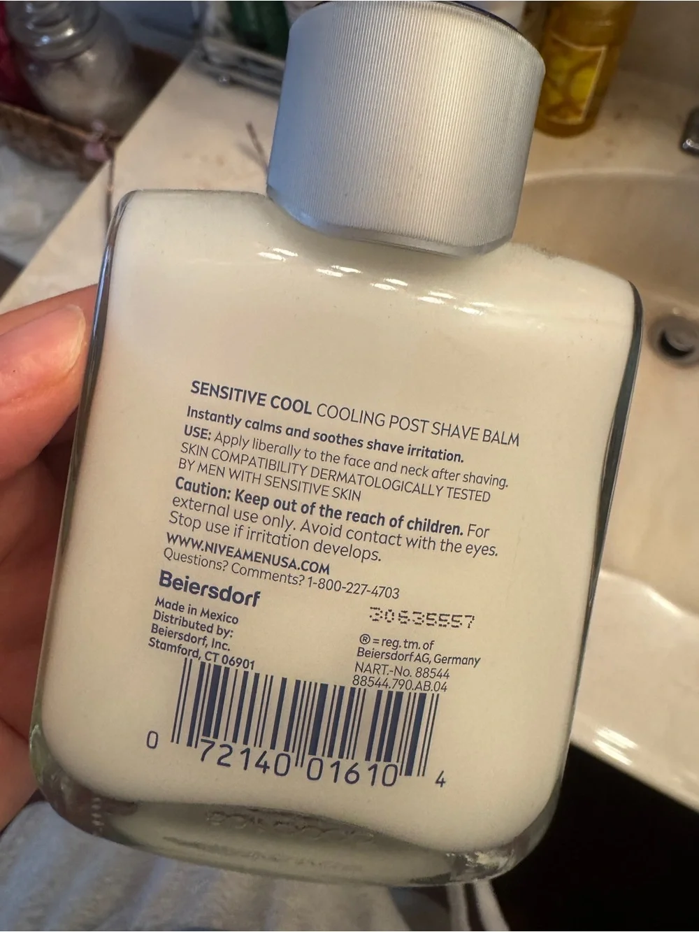 Sensitive Cool Cooling Post Shave Balm - White